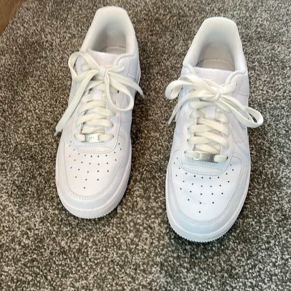 white air force ones womens size 9
